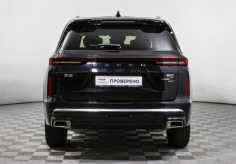 Подержанный автомобиль Exeed VX 2023 года (6 фото)