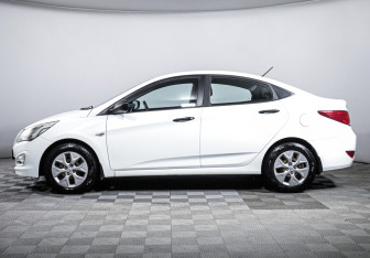 Подержанный автомобиль Hyundai Solaris Sedan 2014 года (8 фото)