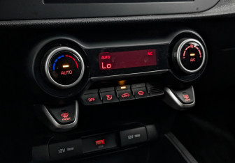 Подержанный автомобиль Kia Rio Hatchback 2022 года (21 фото)