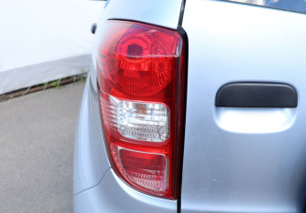 Подержанный автомобиль Daihatsu Terios 2008 года (21 фото)