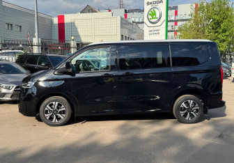 Новый Volkswagen Caravelle 2025 (5 фото)