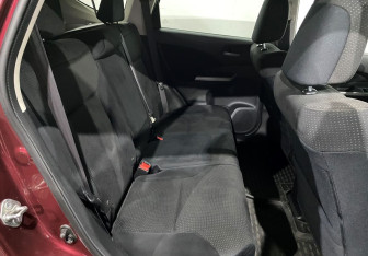Подержанный автомобиль Honda CR-V 2014 года (10 фото)
