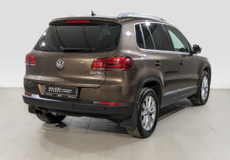 Подержанный автомобиль Volkswagen Tiguan 2014 года (5 фото)
