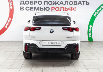 Подержанный автомобиль BMW X2 2024 года (5 фото)