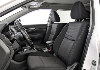Подержанный автомобиль Nissan X-Trail 2019 года (20 фото)