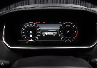 Подержанный автомобиль Land Rover Range Rover 2018 года (13 фото)