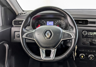 Подержанный автомобиль Renault Duster 2021 года (21 фото)