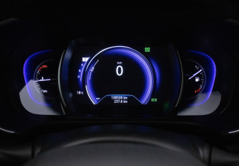 Подержанный автомобиль Renault Koleos 2018 года (12 фото)