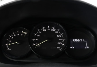 Подержанный автомобиль Renault Megane Hatchback 2013 года (7 фото)