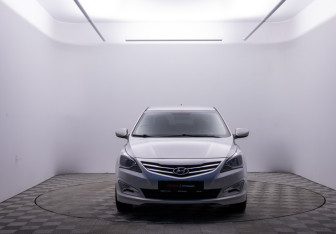 Подержанный автомобиль Hyundai Solaris Sedan 2016 года (2 фото)
