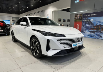 Подержанный автомобиль Changan Lamore 2023 года (3 фото)