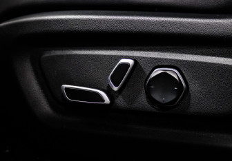 Подержанный автомобиль Changan UNI-K 2023 года (17 фото)