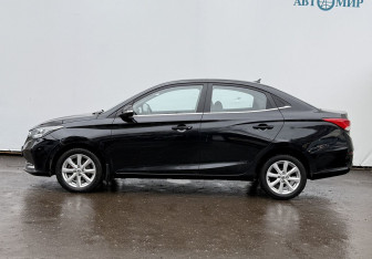 Подержанный автомобиль Changan Alsvin 2023 года (8 фото)