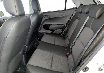 Подержанный автомобиль Kia Picanto 2022 года (18 фото)