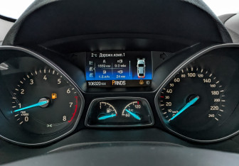 Подержанный автомобиль Ford Kuga 2019 года (16 фото)