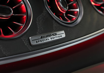 Подержанный автомобиль Mercedes-Benz AMG GT Liftback 2022 года (27 фото)