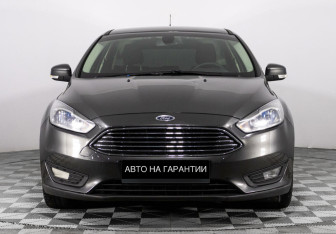 Подержанный автомобиль Ford Focus Hatchback 2018 года (2 фото)