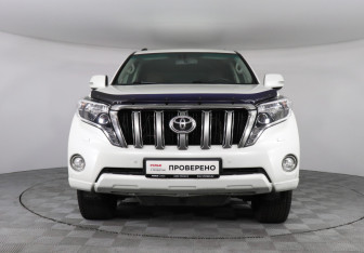 Подержанный автомобиль Toyota Land Cruiser Prado 2014 года (2 фото)