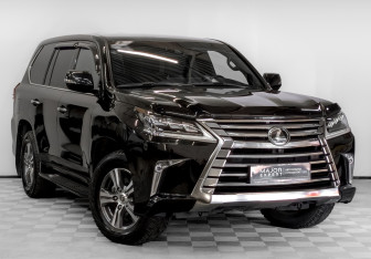 Подержанный автомобиль Lexus LX 2021 года (3 фото)