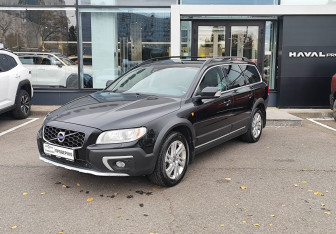 Подержанный автомобиль Volvo XC70 2016 года (1 фото)