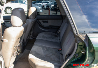 Подержанный автомобиль Subaru Outback Wagon 2000 года (8 фото)