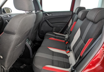 Подержанный автомобиль Skoda Yeti 2016 года (19 фото)