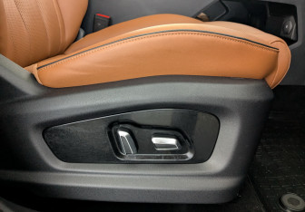 Подержанный автомобиль Omoda C5 2023 года (24 фото)