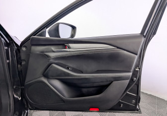 Подержанный автомобиль Mazda 6 Sedan 2020 года (24 фото)