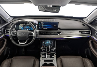 Подержанный автомобиль Chery Tiggo 8 Pro 2023 года (14 фото)