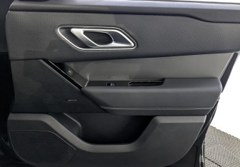 Подержанный автомобиль Land Rover Range Rover Velar 2020 года (25 фото)