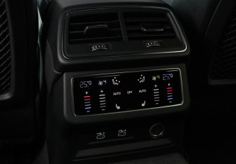 Подержанный автомобиль Audi A7 2020 года (10 фото)