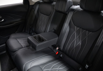 Новый Chery Arrizo 8 2025 (14 фото)