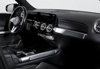 Подержанный автомобиль Mercedes-Benz GLB 2020 года (9 фото)