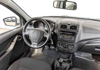 Подержанный автомобиль LADA (ВАЗ) Granta Sedan 2023 года (25 фото)