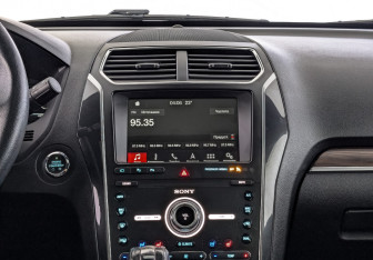 Подержанный автомобиль Ford Explorer 2019 года (17 фото)