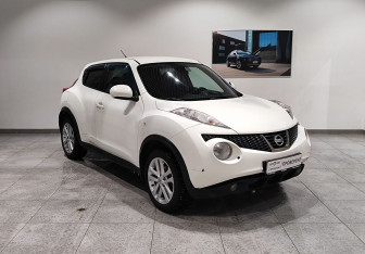 Подержанный автомобиль Nissan Juke 2012 года (3 фото)