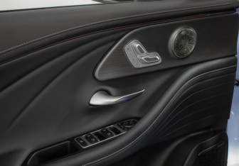 Подержанный автомобиль Chery Arrizo 8 2023 года (13 фото)