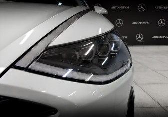 Подержанный автомобиль Hyundai Sonata 2022 года (16 фото)