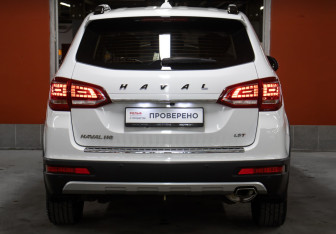 Подержанный автомобиль Haval H6 2017 года (6 фото)