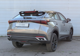 Новый Omoda C5 2024 (2 фото)