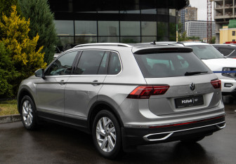Подержанный автомобиль Volkswagen Tiguan 2021 года (5 фото)
