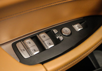 Подержанный автомобиль BMW X4 2021 года (24 фото)