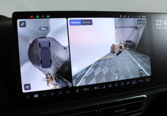 Подержанный автомобиль LiXiang L9 2024 года (19 фото)