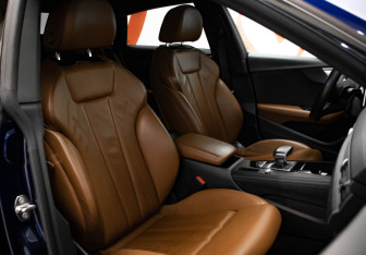 Подержанный автомобиль Audi A5 Liftback 2021 года (27 фото)