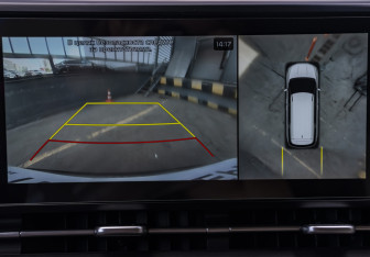 Подержанный автомобиль Kia Carnival 2021 года (17 фото)