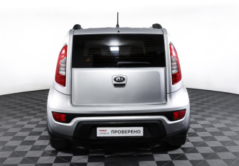 Подержанный автомобиль Kia Soul 2012 года (6 фото)