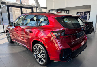 Новый BMW X1 2025 (6 фото)
