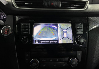 Подержанный автомобиль Nissan X-Trail 2016 года (14 фото)