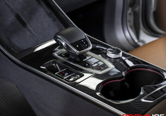 Подержанный автомобиль Omoda C5 2023 года (15 фото)