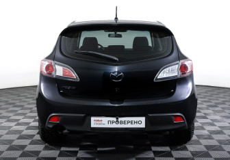 Подержанный автомобиль Mazda 3 Hatchback 2009 года (6 фото)